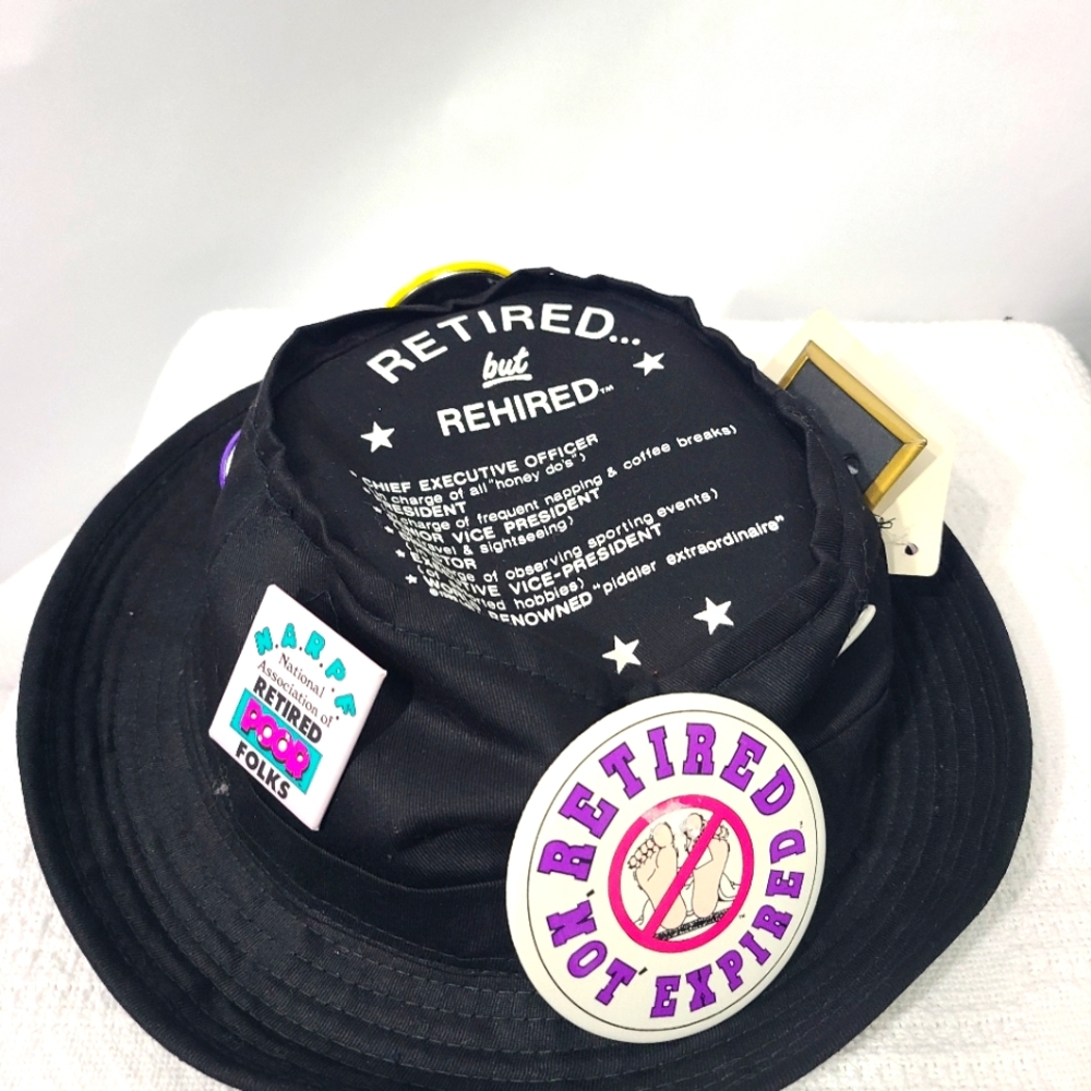 Headmaster Men's Size Medium Bucket Hat with 7 Retirement Pins Eclectic Grandpa